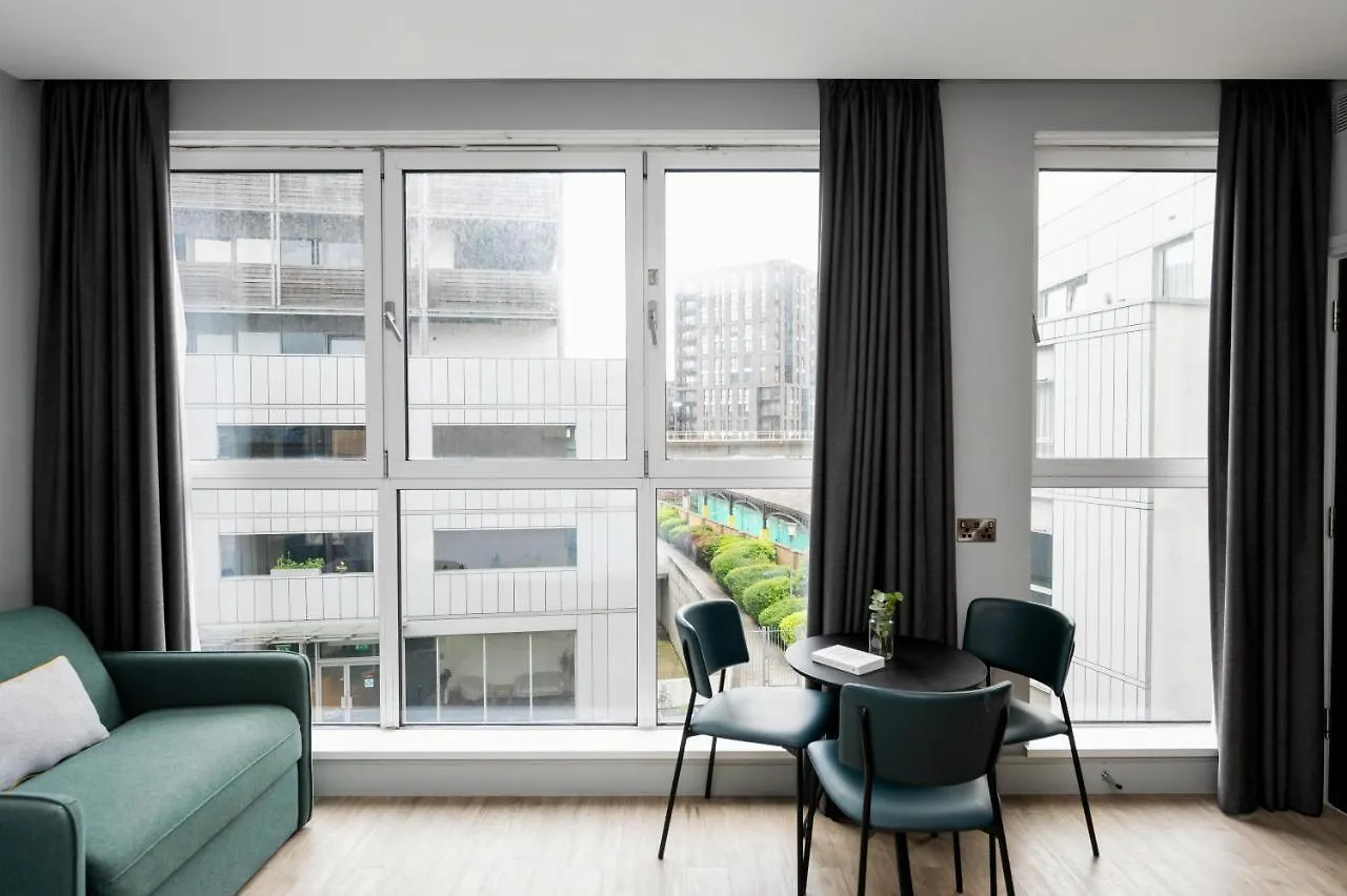 Staycity Aparthotels London Greenwich High Road 3*,